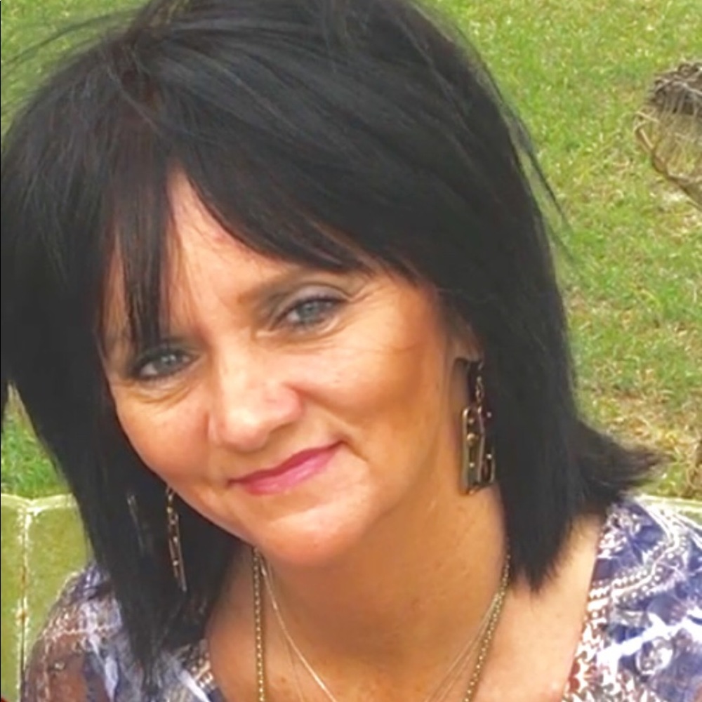 Meet your Posher, Sheila